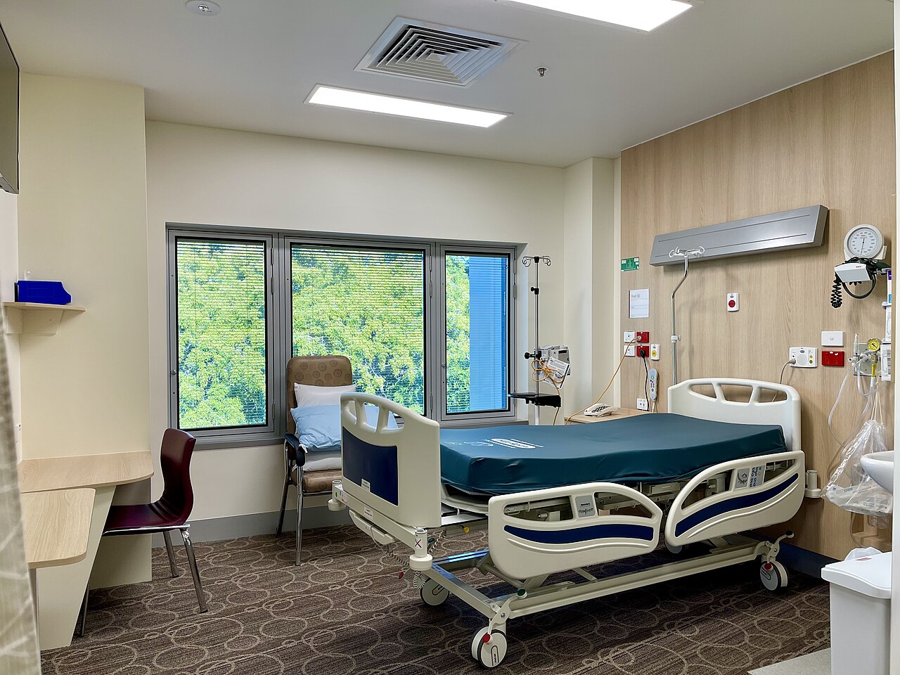 Beijing United Family Hospital photo 2